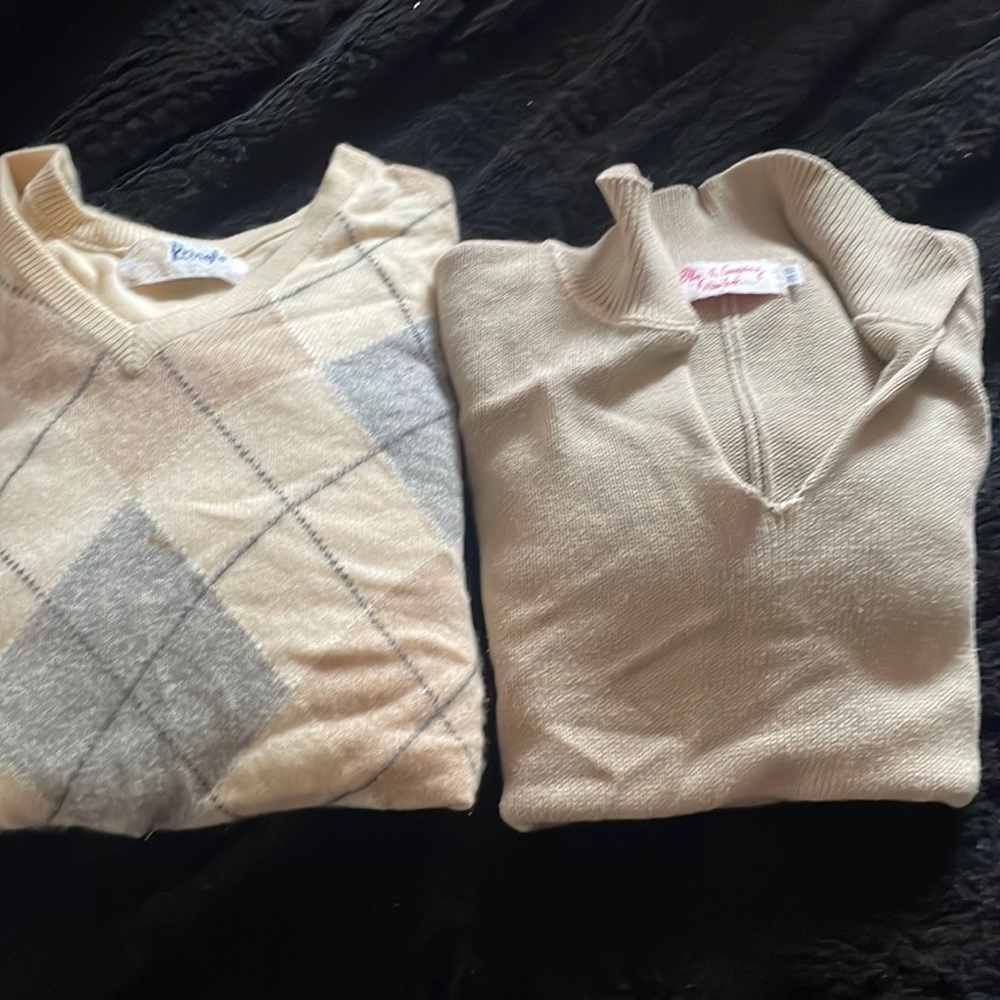 BUNDLE 2 100% CASHMERE Sweaters barely worn!